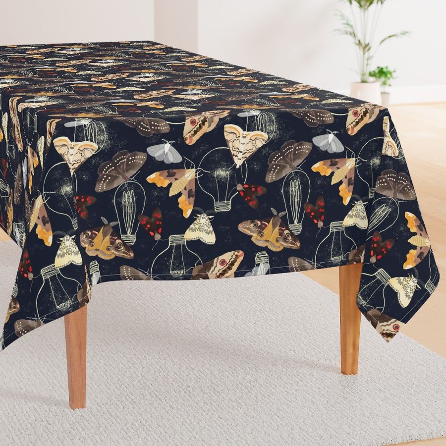 HOME_GOOD_RECTANGULAR_TABLE_CLOTH