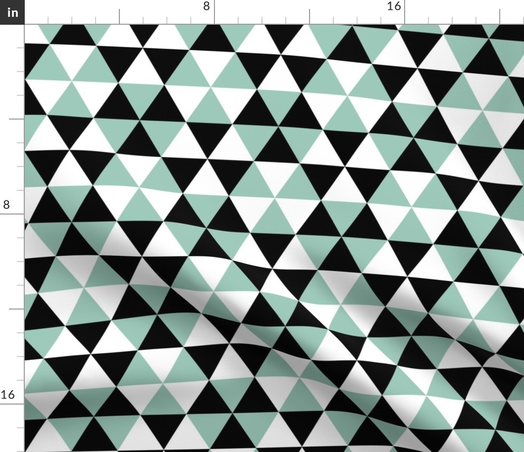 09140226 : R3V = R6C : 3 spoonflower0099