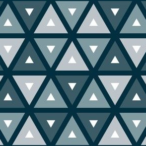 09140328 : R3V = R6C : 3 spoonflower0220