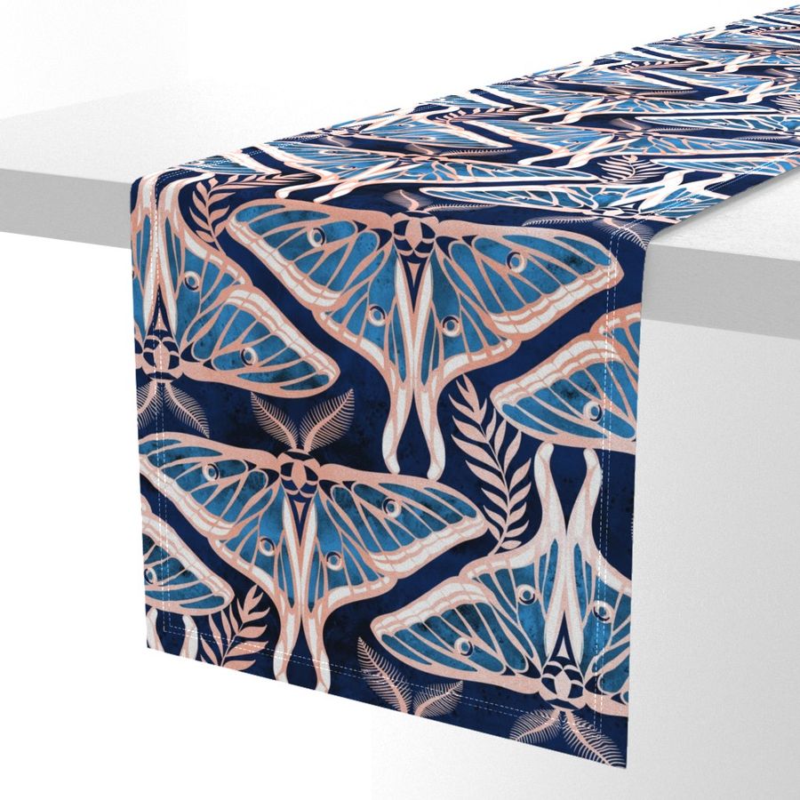 HOME_GOOD_TABLE_RUNNER