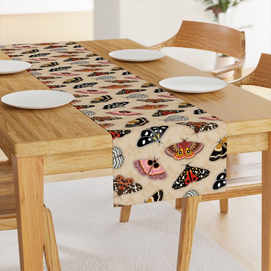 HOME_GOOD_TABLE_RUNNER