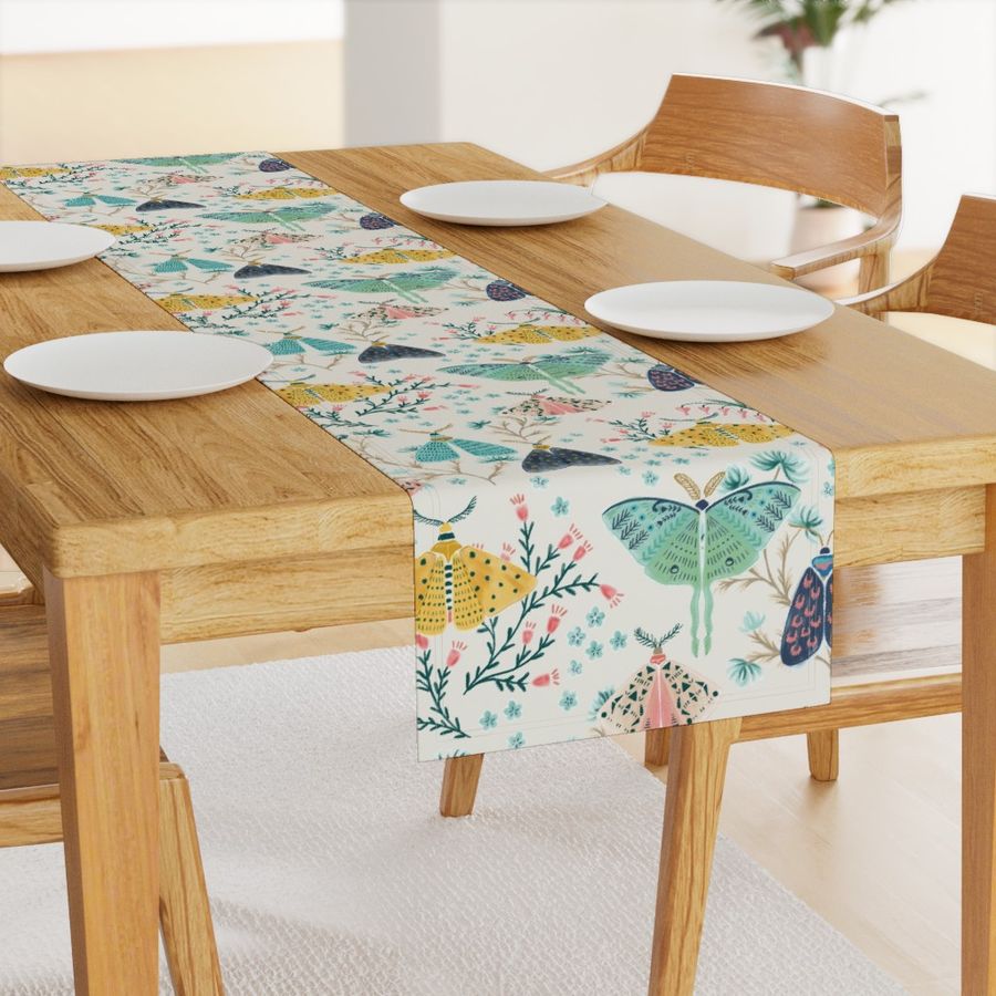 HOME_GOOD_TABLE_RUNNER