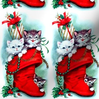 Merry Christmas Xmas cats kittens socks stocking presents gifts bows mistletoe leafs leaves berry berries beads garland trim red green gold cute vintage retro kitsch 