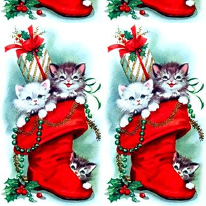 Merry Christmas Xmas cats kittens socks stocking presents gifts bows mistletoe leafs leaves berry berries beads garland trim red green gold cute vintage retro kitsch 