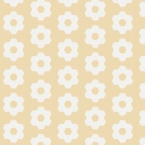 chamomile daisy hexagon - 1.5" daisy - sfx0916 - daisy quilt, baby quilt, nursery, baby girl, kids bedding, wholecloth quilt fabric