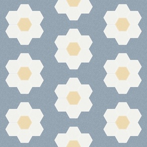 denim daisy hexagon - 6" daisy - sfx4013 - daisy quilt, baby quilt, nursery, baby girl, kids bedding, wholecloth quilt fabric