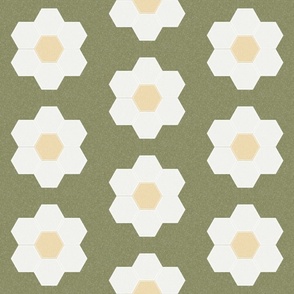 iguana daisy hexagon - 6" daisy - sfx0525 - daisy quilt, baby quilt, nursery, baby girl, kids bedding, wholecloth quilt fabric