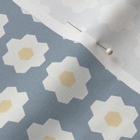 denim daisy hexagon - 1.5" daisy - sfx4013 - daisy quilt, baby quilt, nursery, baby girl, kids bedding, wholecloth quilt fabric