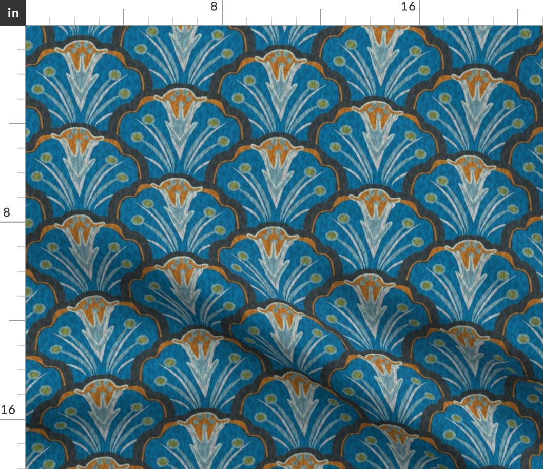 Blooming Scallop Shell in Dark Blues