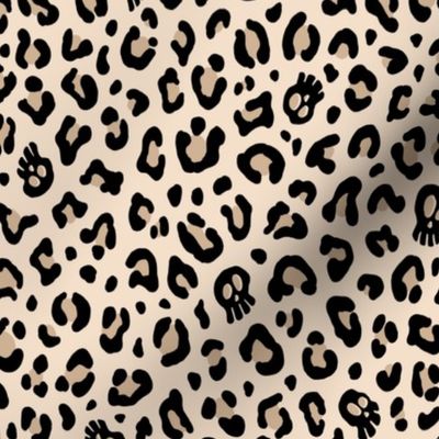 ★ SKULLS x LEOPARD ★ Black and White (Ecru) - Medium-Small Scale / Collection : Leopard Spots variations – Punk Rock Animal Prints 3