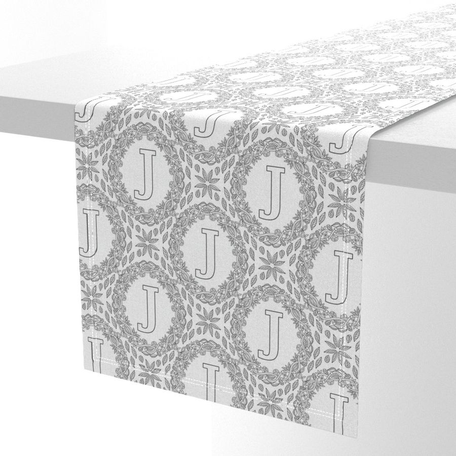 HOME_GOOD_TABLE_RUNNER