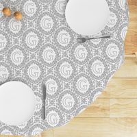 letter-G-black-white-wreath-SF-PATTERN-0819