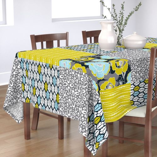 HOME_GOOD_RECTANGULAR_TABLE_CLOTH