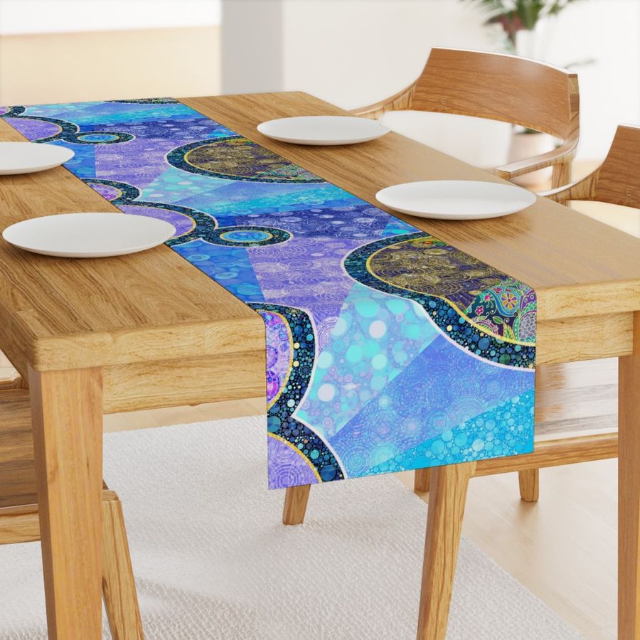 HOME_GOOD_TABLE_RUNNER