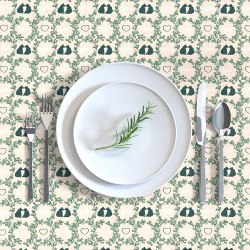 HOME_GOOD_RECTANGULAR_TABLE_CLOTH