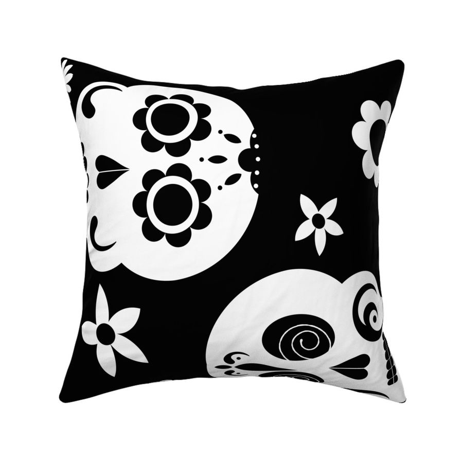 HOME_GOOD_SQUARE_THROW_PILLOW