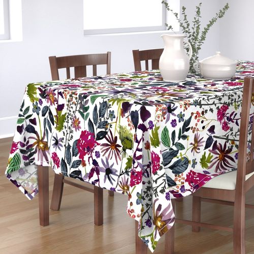 HOME_GOOD_RECTANGULAR_TABLE_CLOTH