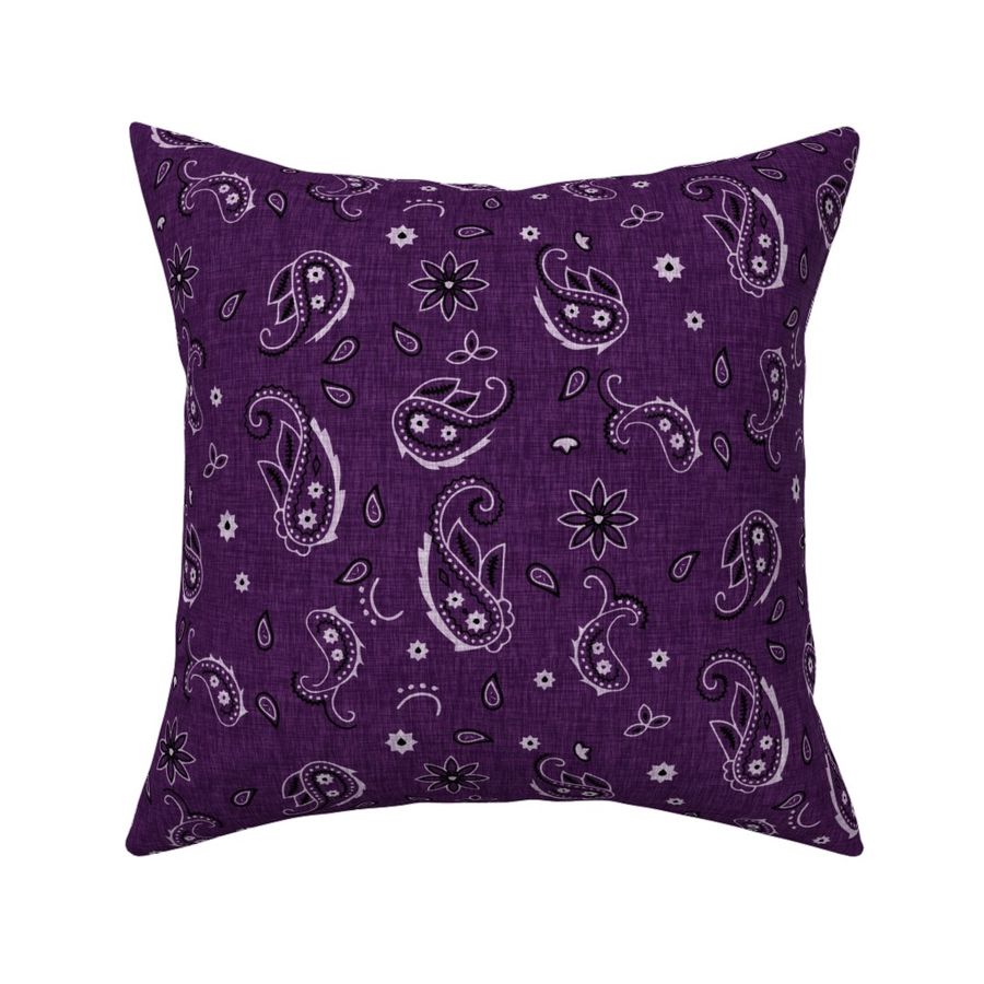 HOME_GOOD_SQUARE_THROW_PILLOW