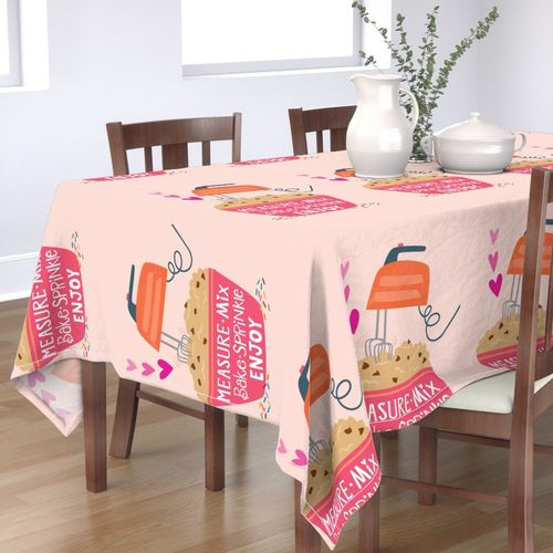 HOME_GOOD_RECTANGULAR_TABLE_CLOTH