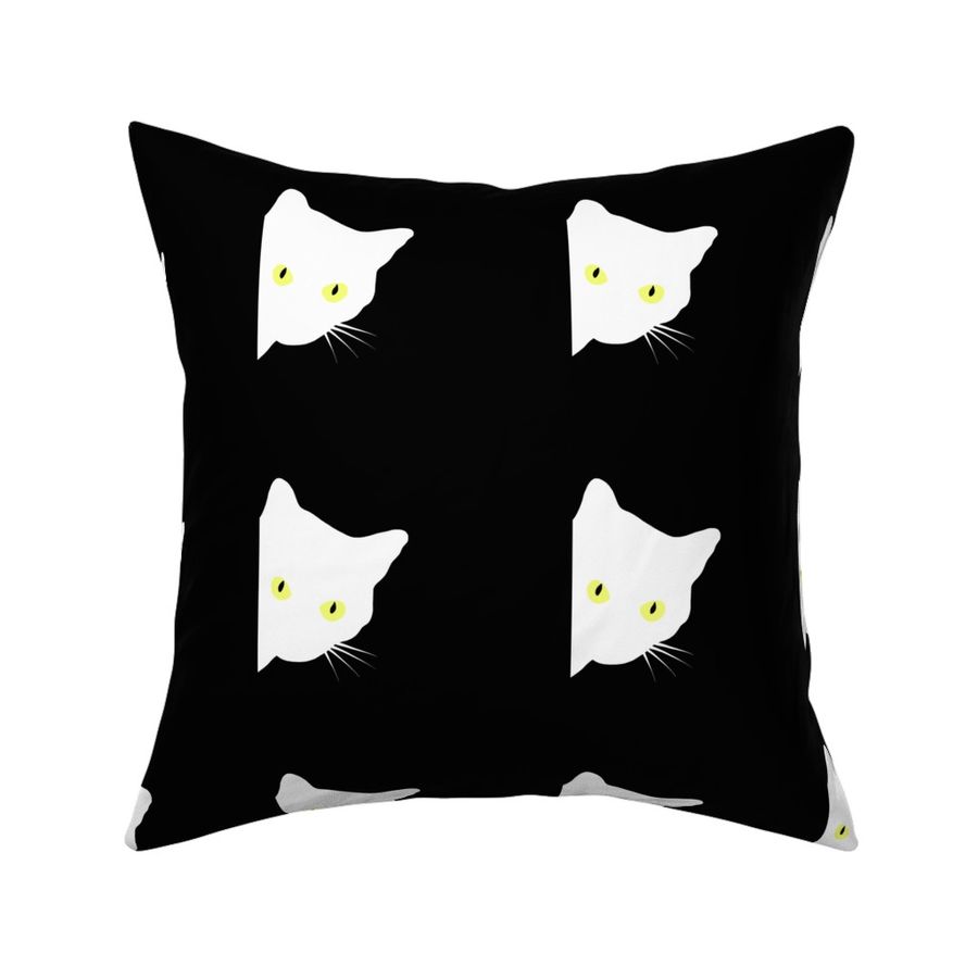 HOME_GOOD_SQUARE_THROW_PILLOW