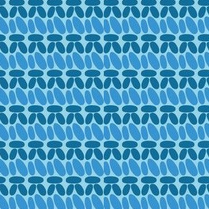 Single crochet stitch rows blue stripes