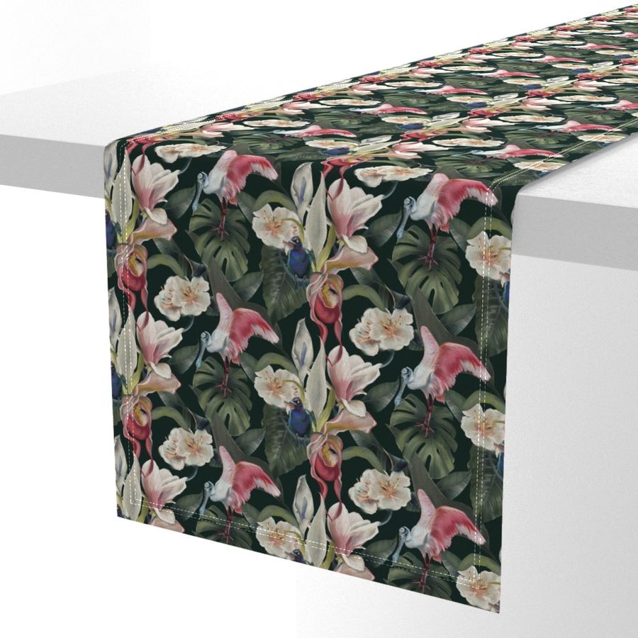 HOME_GOOD_TABLE_RUNNER