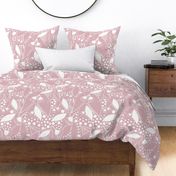 Shirley's Australiana Quilt - white on mauve pink, X-Large