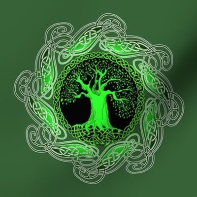 Celtic Tree Green Large