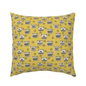 Typewriter // mustard champagne hand-drawn vintage house homewares 50s