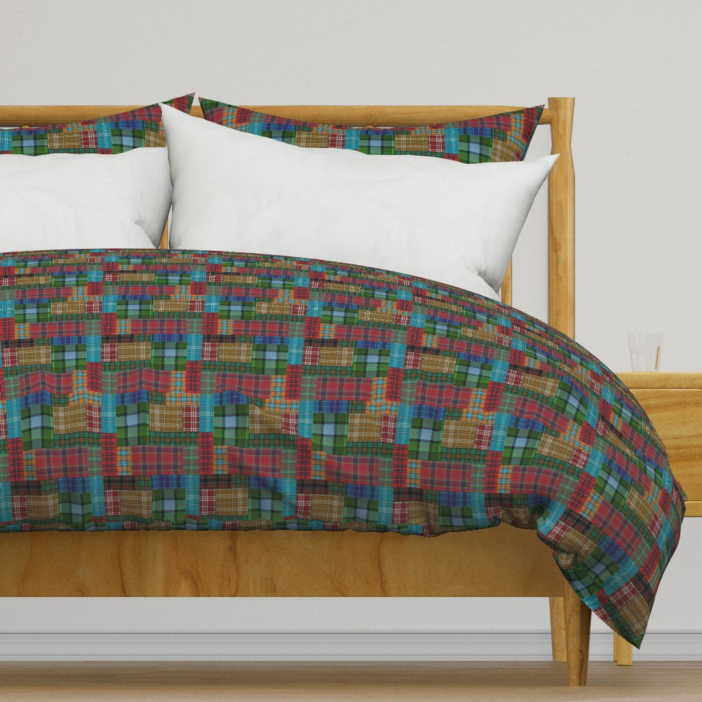 Torr Fionn Tartan Cheater Quilt