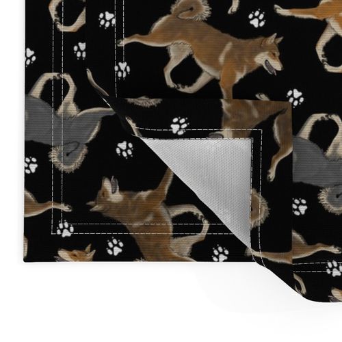 Trotting Shikoku Ken and paw prints - black