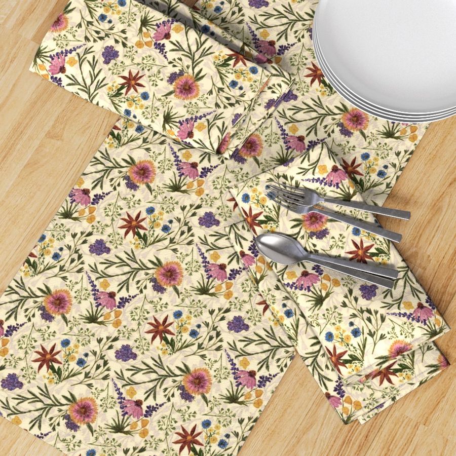 HOME_GOOD_TABLE_RUNNER