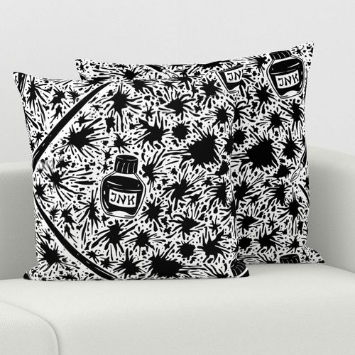 HOME_GOOD_SQUARE_THROW_PILLOW