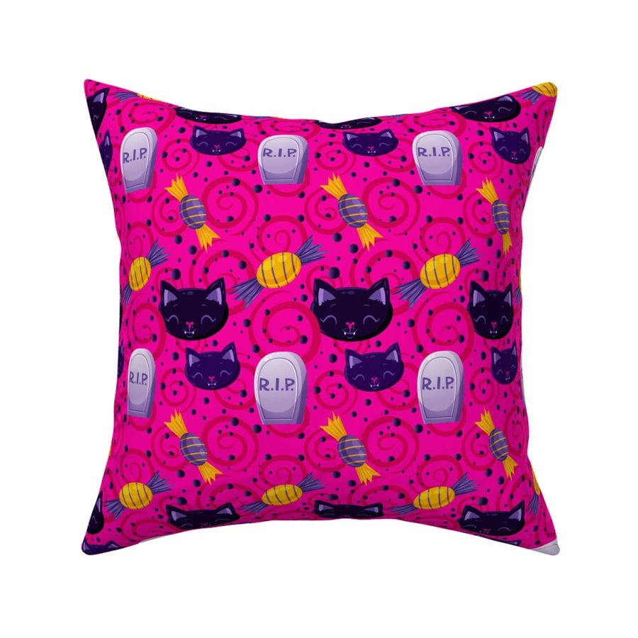 HOME_GOOD_SQUARE_THROW_PILLOW