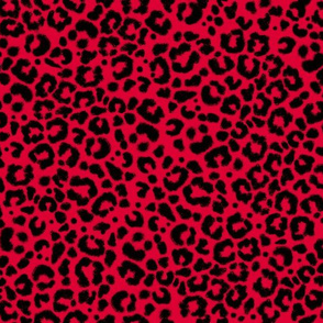 Ostentoso Experto Sucio Red Leopard Fabric, Wallpaper and Home Decor | Spoonflower