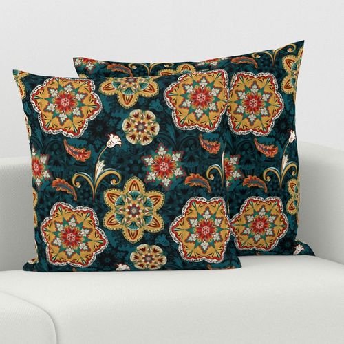 HOME_GOOD_SQUARE_THROW_PILLOW