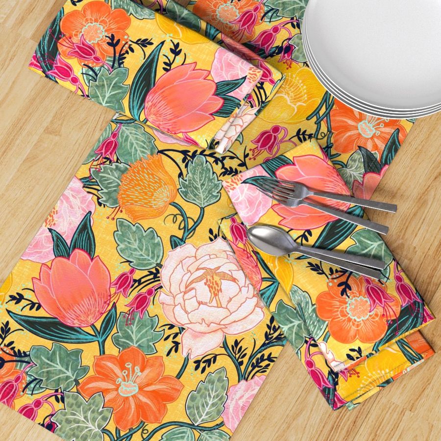 HOME_GOOD_TABLE_RUNNER