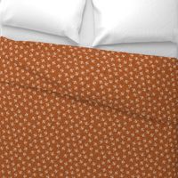 Ditsy Bees Rust // standard