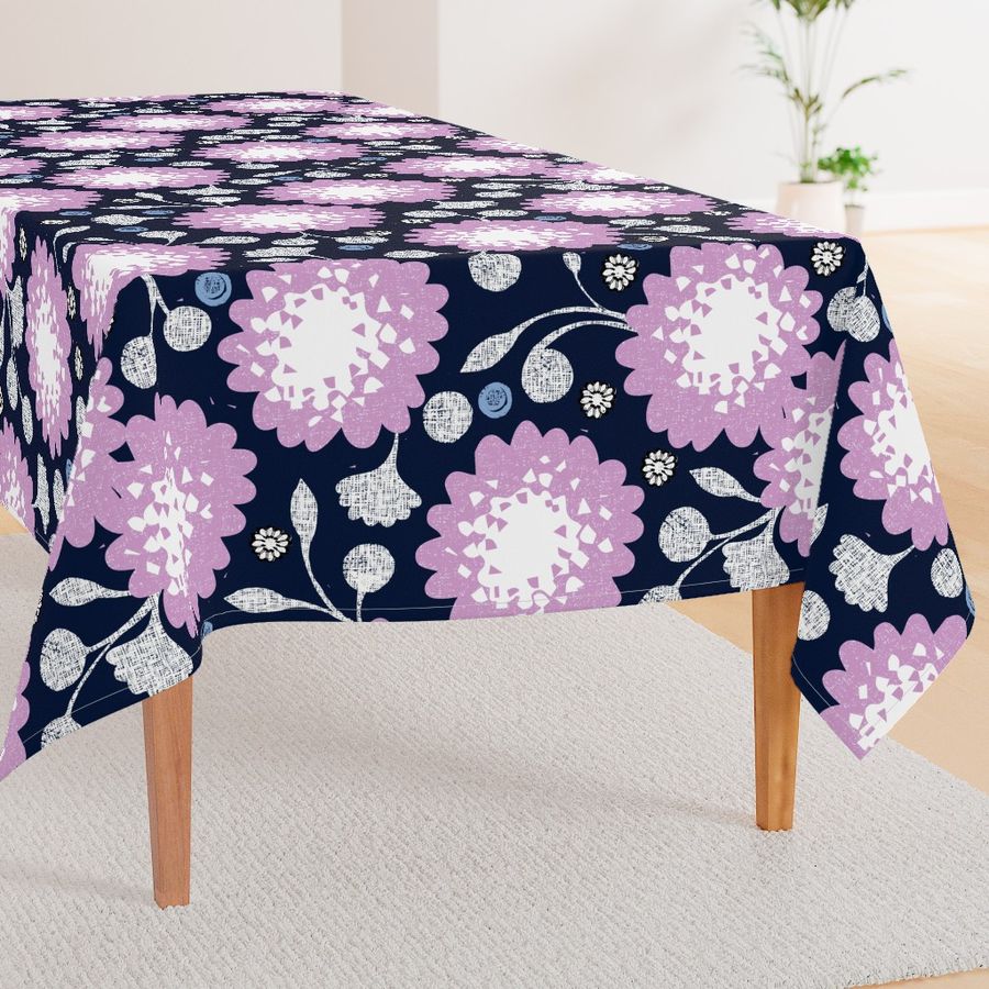 HOME_GOOD_RECTANGULAR_TABLE_CLOTH