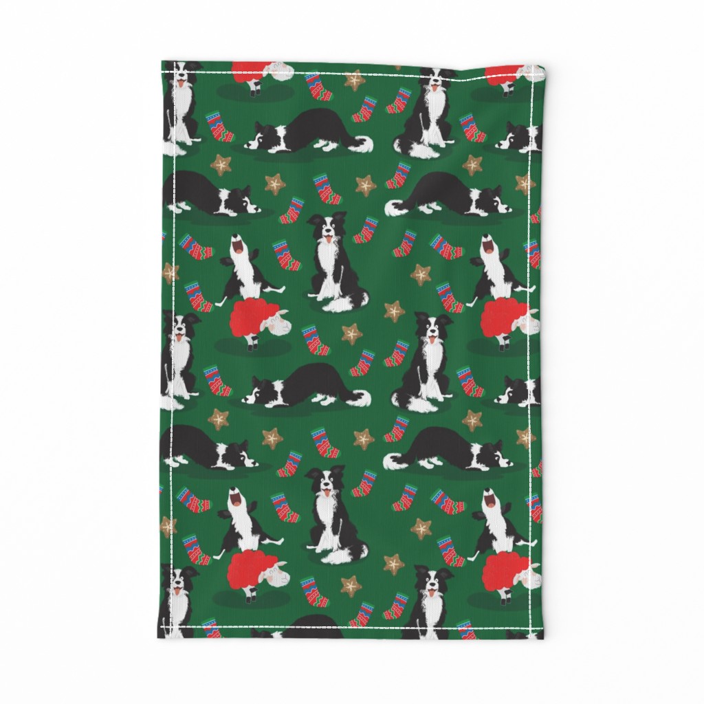 Normal scale • Christmas Border Collie green