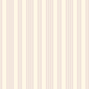 French Ticking ~ Aurore on Cosmic Latte 