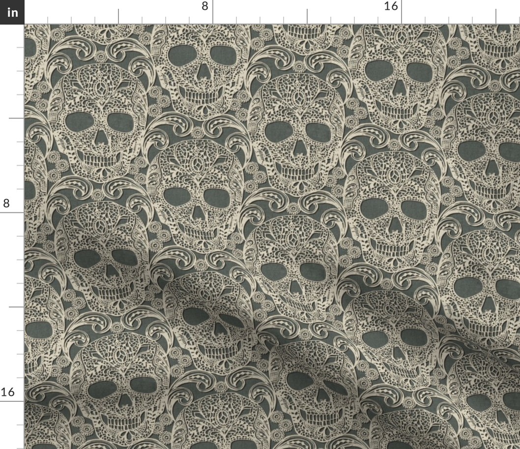 Lace Skulls {Grey} -medium