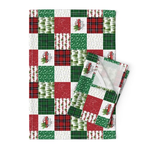 3 inch Christmas//Tis the Season - Wholecloth Cheater Quilt - Rotated