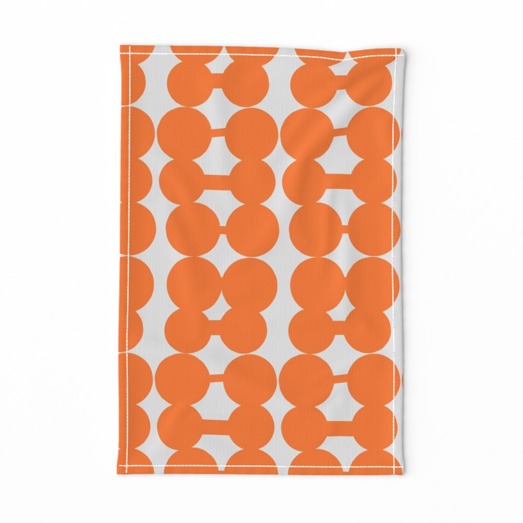 Dumbbell Dots_Ivory_Light Orange