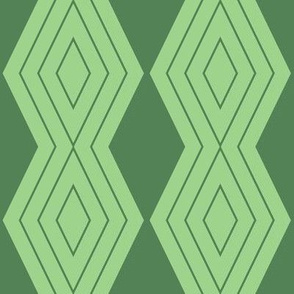 JP30 -Medium -  Harlequin Pinstripe Diamond Chains in Two Tone Green