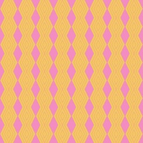 JP26 - Tiniy - Harlequin Pinstripe Diamond Chains in  Golden Yellow and  Pink