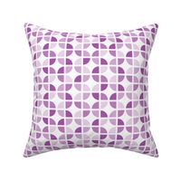 Geometric Pattern: Quarter Circle: Light/Purple