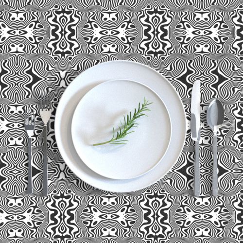 HOME_GOOD_RECTANGULAR_TABLE_CLOTH