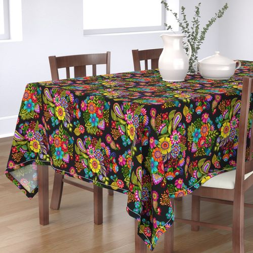 HOME_GOOD_RECTANGULAR_TABLE_CLOTH