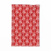 Christmas Tea Towels: Red & White Pine Cones 